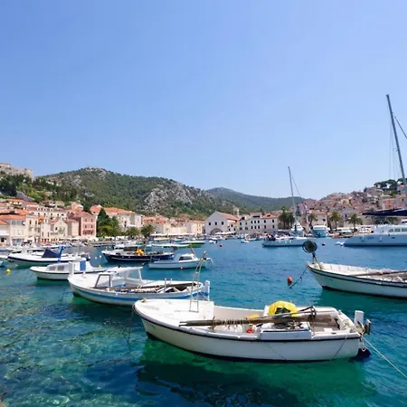Hvar 아파트 흐바르