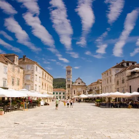 Hvar * 흐바르
