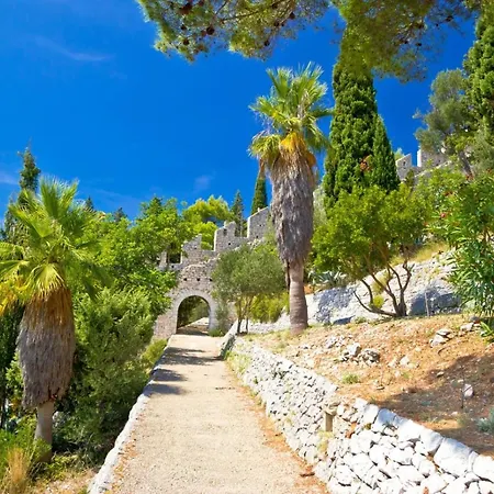 Hvar Apartman *